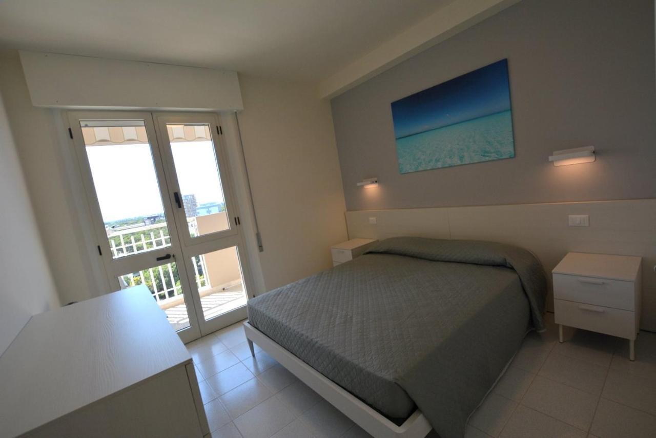 Appartamento Lignano Pineta with sea view Lignano Sabbiadoro Esterno foto